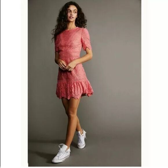 Free People - Saylor Crochet Lace Cutout Mini Dress Porcelain Rose Pink size M - Picture 1 of 5